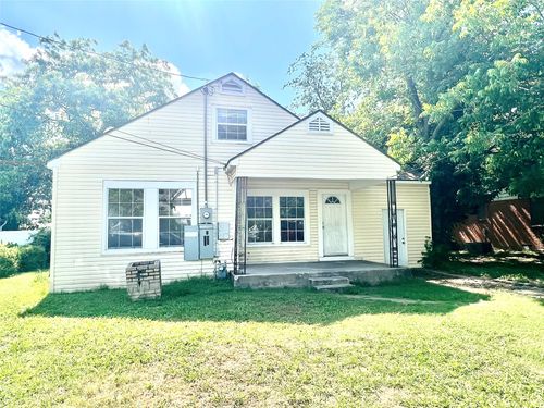 4022 Roberts St, Greenville, TX, 75401-5613 | Card Image
