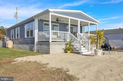 a22-35716 E River Dr, MILLSBORO, DE, 19966-6885 | Card Image