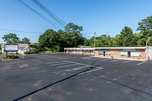 7440 Post Road, North Kingstown, RI, 02852 | Card Image