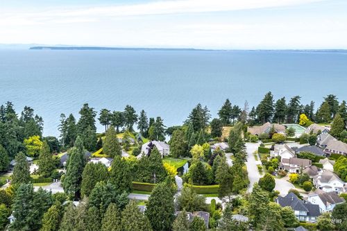 12411 Ocean Breeze Pl, Surrey, BC, V4A9K3 | Card Image