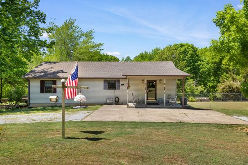 4090 County Road 83, Waterloo, AL, 35677-3452 | Card Image