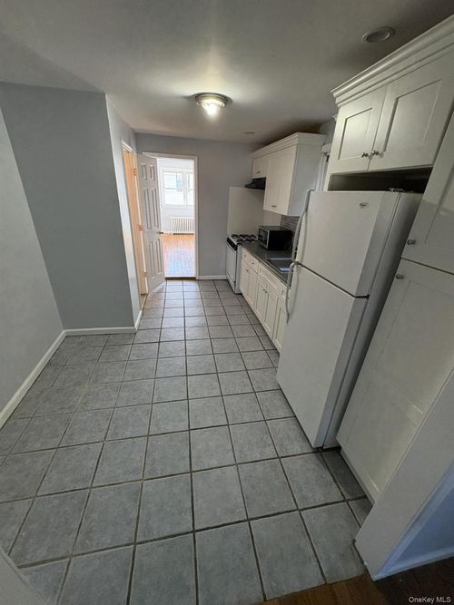 2l-986 Church St, Baldwin, NY, 11510-4258 | Card Image
