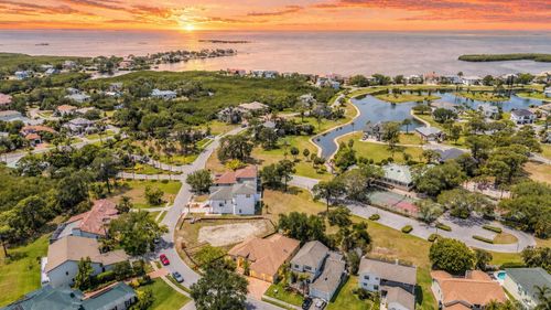 2008 N Pointe Alexis Dr, TARPON SPRINGS, FL, 34689-2045 | Card Image