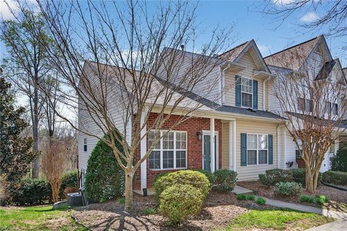 96 Tannenbaum Cir, Greensboro, NC, 27410-9686 | Card Image