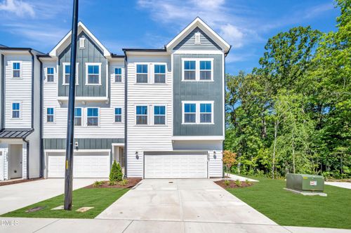 2067 Trident Maple Ln, Chapel Hill, NC, 27517-4118 | Card Image