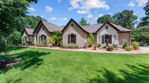 9698 Pioneer Trace, Conroe, TX, 77303 | Card Image