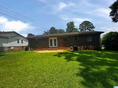 813 Roberson Road, House other with 3 bedrooms, 1 bathrooms and null parking in Fairfield AL | Image 3