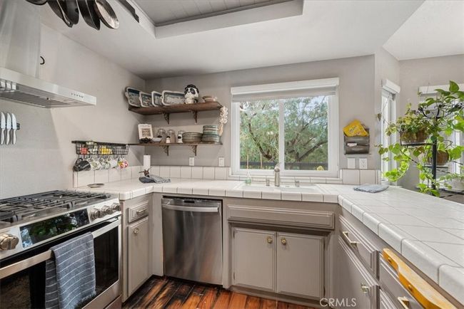 Kitchen | Image 10