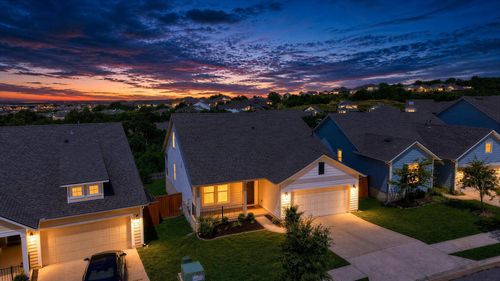 137 Broken Oak Dr, Liberty Hill, TX, 78642-4922 | Card Image