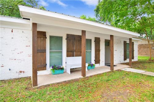 546 Scott Dr, Saraland, AL, 36571-2915 | Card Image