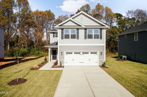 207 Drayton Hall Ln, Sanford, NC, 27330-9750 | Card Image