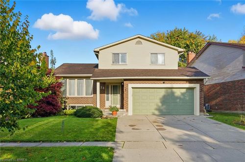 23 Vance Cres, Waterdown, ON, L8B0B7 | Card Image