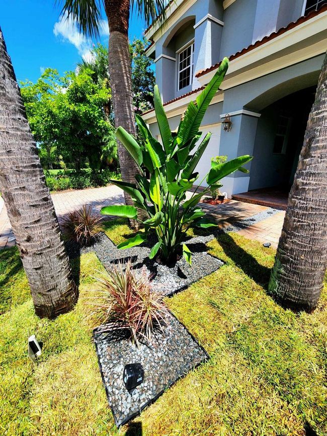 2247 Sw Cape Cod Dr, Condo with 3 bedrooms, 3 bathrooms and null parking in Port St. Lucie FL | Image 42