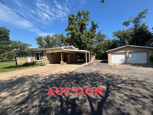 102 Thompson, Vian, OK, 74962-2537 | Card Image