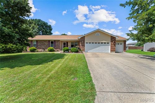 33 Pebblestone Ct, Troy, MO, 63379-2800 | Card Image