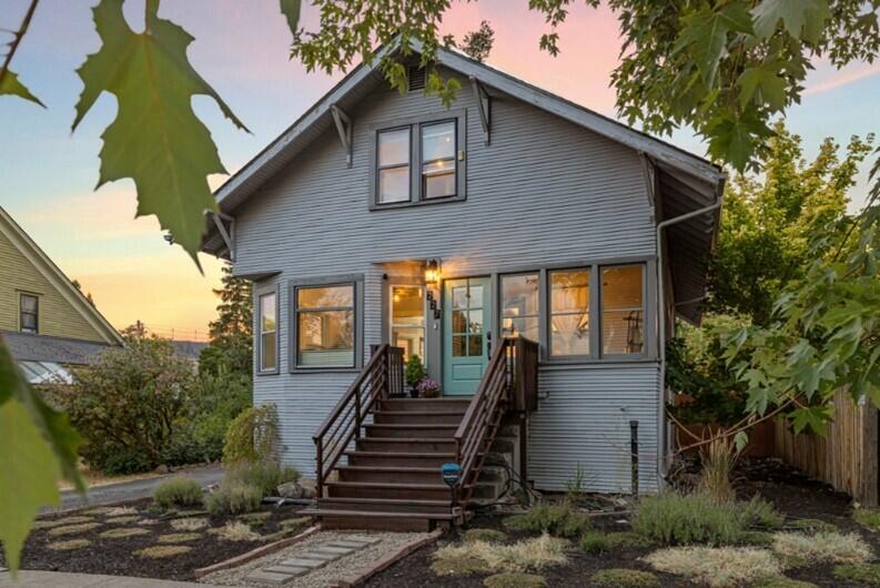 Jefferson St, Klamath Falls, OR 97601