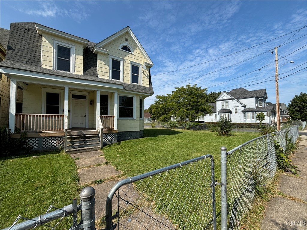 Midland Ave, Syracuse, NY 13205