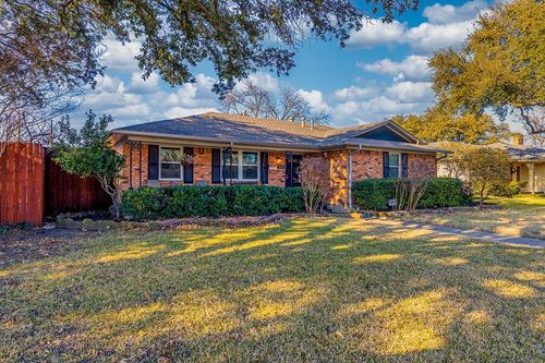 8415 Hunnicut Rd, Dallas, TX, 75228-5934 | Card Image