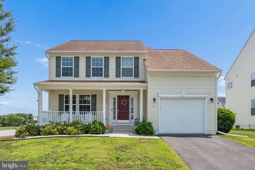 262 Hughs Rd, CHARLES TOWN, WV, 25414-4978 | Card Image
