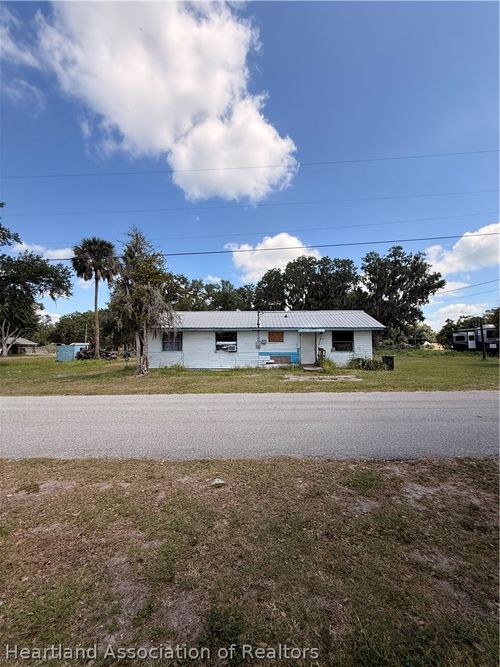222 4th St W, ZOLFO SPRINGS, FL, 33890-9444 | Card Image