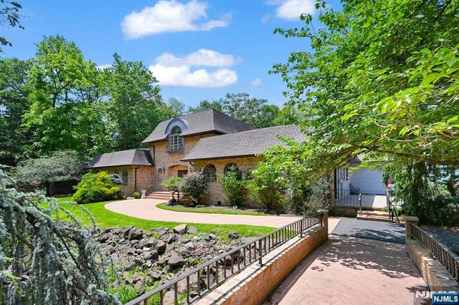 326 Ridge Rd, House other with 4 bedrooms, 4 bathrooms and null parking in Cedar Grove NJ | Image 4