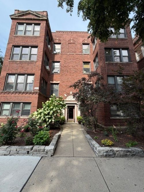 2s-4902 N Rockwell St, Chicago, IL, 60625-2785 | Card Image