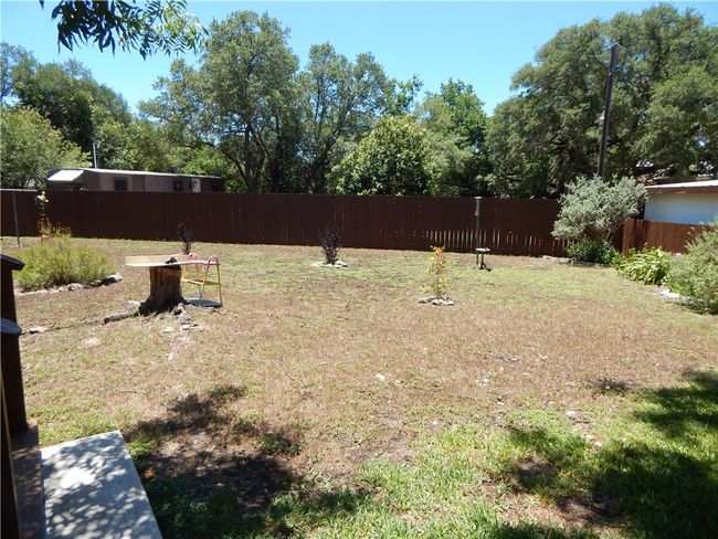 330 E Cedar St, House other with 2 bedrooms, 1 bathrooms and 2 parking in Bertram TX | Image 19