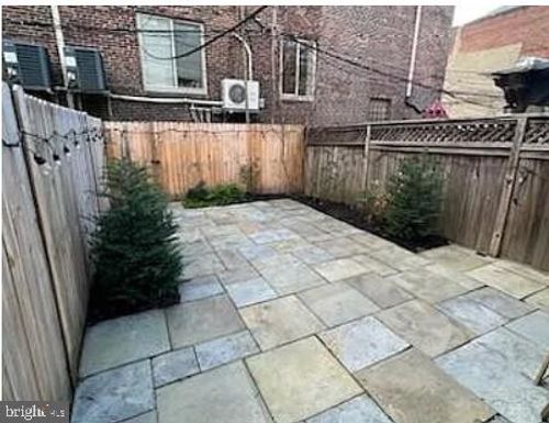 a-2022 Christian St, PHILADELPHIA, PA, 19146-2689 | Card Image