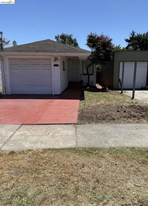 3212 Esmond Ave, Richmond, CA, 94804-1322 | Card Image