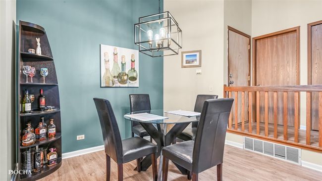 APT-302 - 457 Valley Dr, Condo with 2 bedrooms, 2 bathrooms and 2 parking in Naperville IL | Image 6