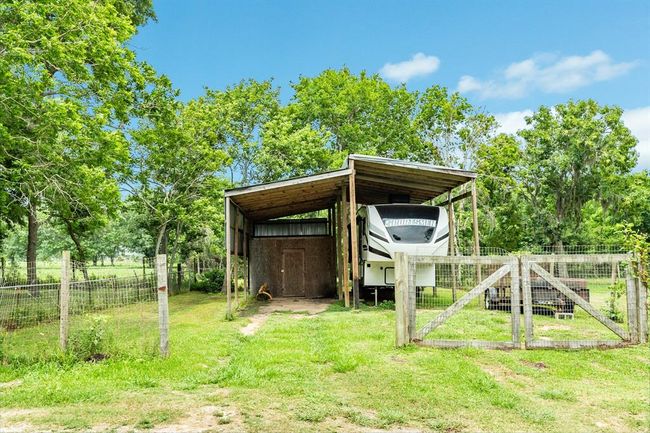 Detached carport and covered RV storage | Image 28