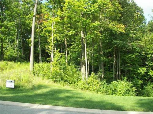 7420 Creekbed Ln, Indianapolis, IN, 46256-1899 | Card Image