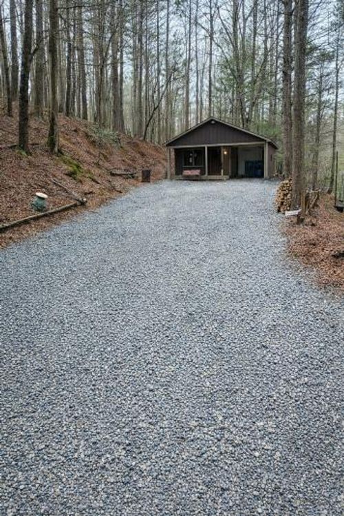 205 31st St, Ellijay, GA, 30540-5343 | Card Image