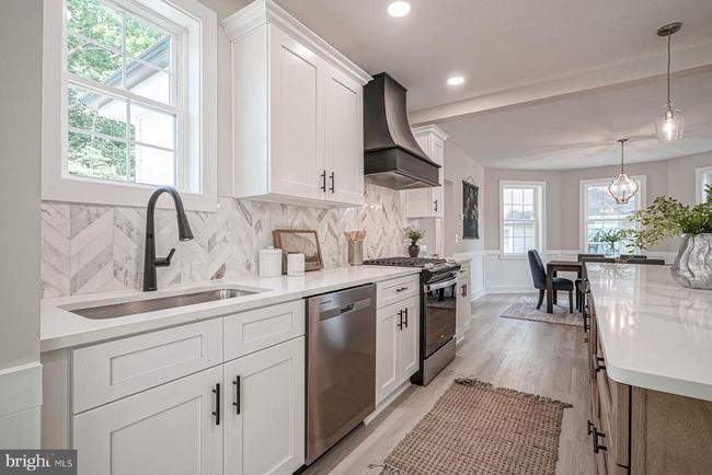 327 S 3 Rd St, House other with 3 bedrooms, 3 bathrooms and null parking in HAMMONTON NJ | Image 8