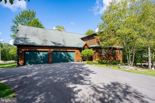 102 Mountainview Ct, OAKLAND, MD, 21550-7180 | Card Image