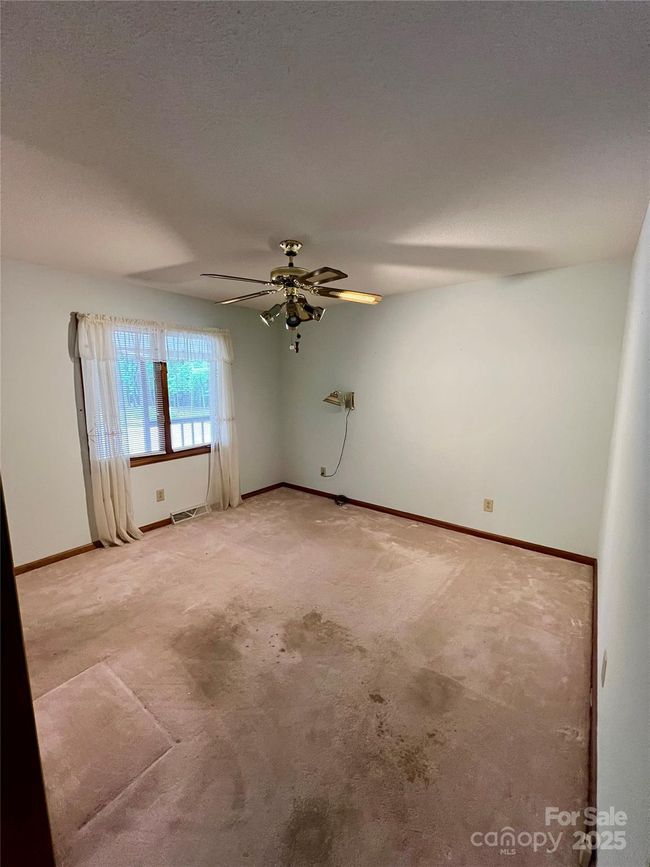 Bedroom 2/Office | Image 30