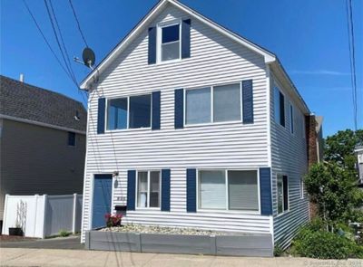 806 E Broadway, Home with 4 bedrooms, 2 bathrooms and null parking in Milford CT | Image 1