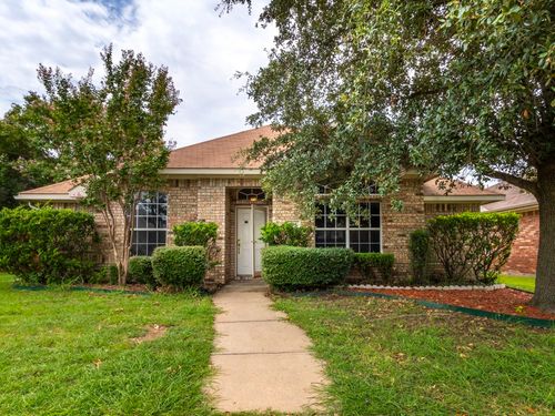 904 Westminister Ave, Allen, TX, 75002-3635 | Card Image