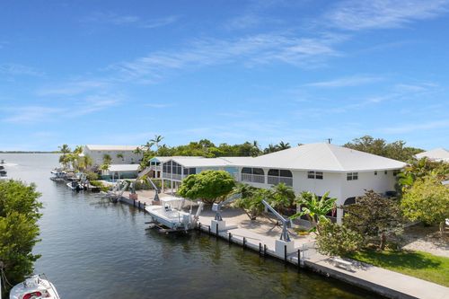 29162 Bougainvillea Ln, Big Pine Key, FL, 33043-6041 | Card Image