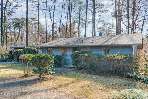 425 Brookside Dr, Chapel Hill, NC, 27516-2907 | Card Image