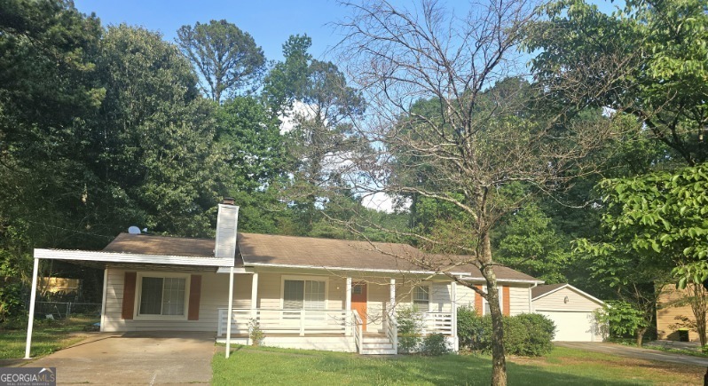 Chimney Smoke Dr, Stockbridge, GA 30281