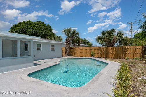 1497 Breeze Ln, Melbourne, FL, 32935-2005 | Card Image