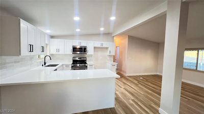 3023 Comitan Lane, House other with 2 bedrooms, 2 bathrooms and null parking in Las Vegas NV | Image 3