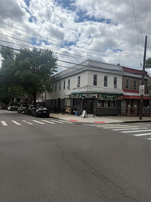 48 90th St, Elmhurst, NY, 11373-4091 | Card Image