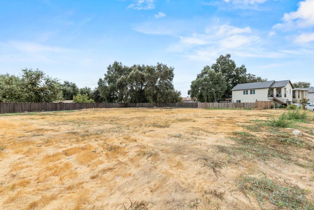 Land in Knights Landing 4