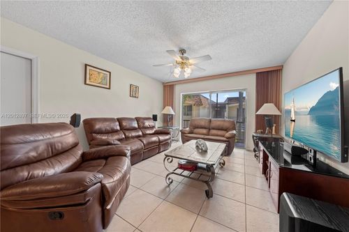 b205-7829 Miller Dr, Miami, FL, 33155-4354 | Card Image