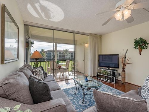 1-201-1087 Forest Lakes Dr, NAPLES, FL, 34105-2297 | Card Image