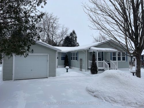 15 Huron Lane, Goderich, ON, N7A3Y2 | Card Image