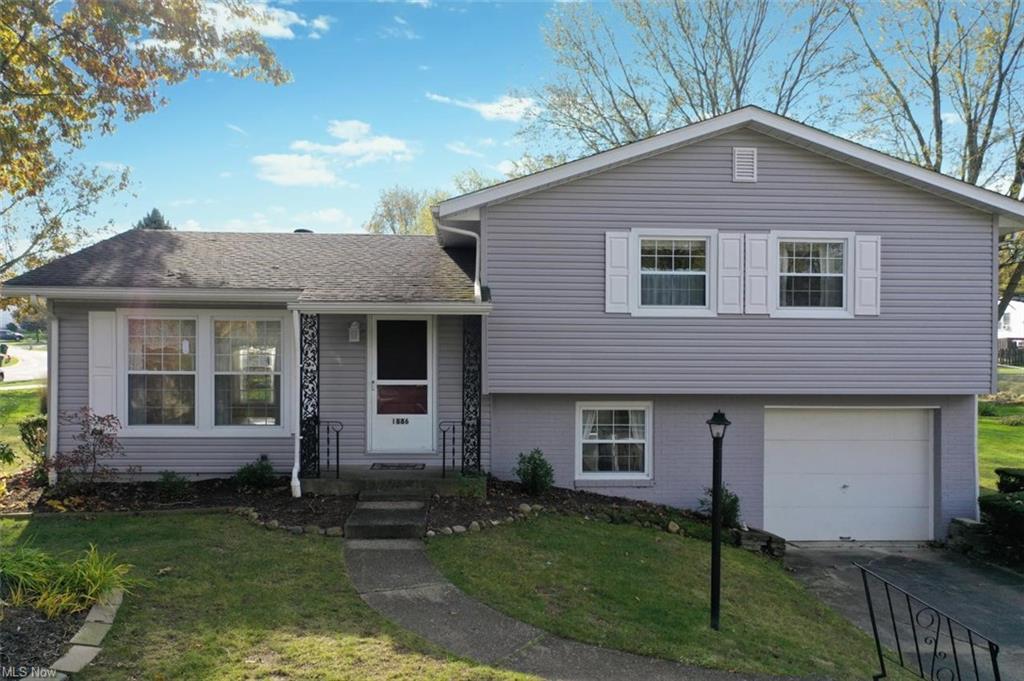 1886 Hibbard Drive, Sold in Stow Zoocasa