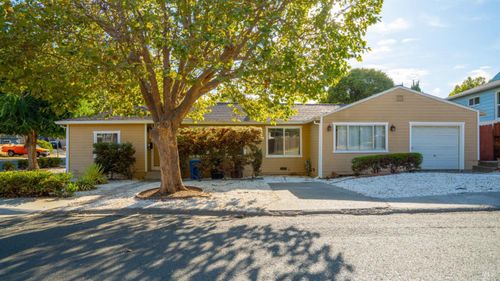 1 Corte Del Sol, Benicia, CA, 94510-2208 | Card Image